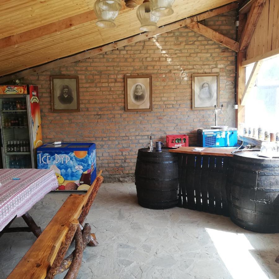 Casa Din Barcut Guest House Exterior photo
